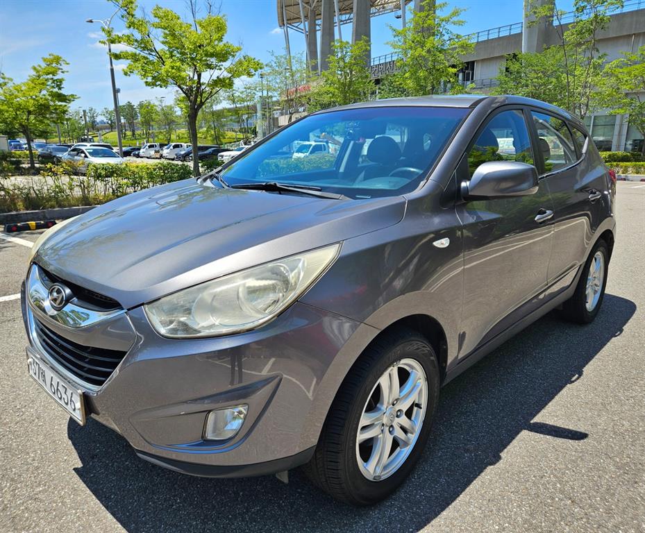 HYUNDAI Tucson 2009 Gris - Importación desde Corea - HF Imports Iquique - Foto 1