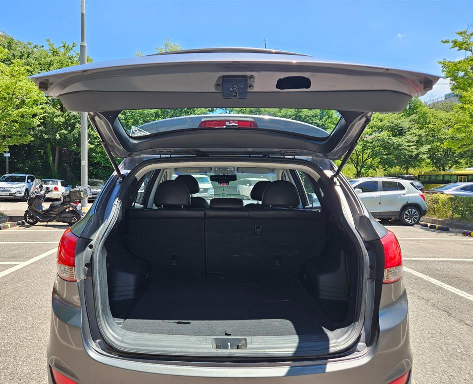 HYUNDAI Tucson - Vista 7
