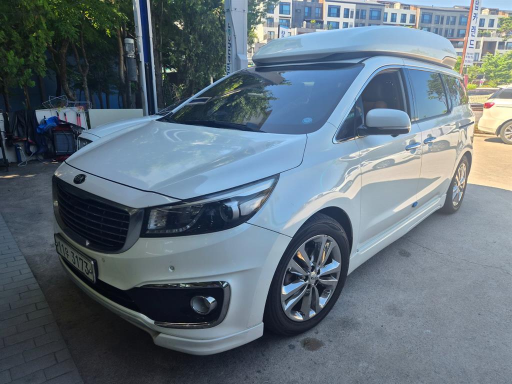KIA Carnival 2015 Blanco - Importación desde Corea - HF Imports Iquique - Foto 1