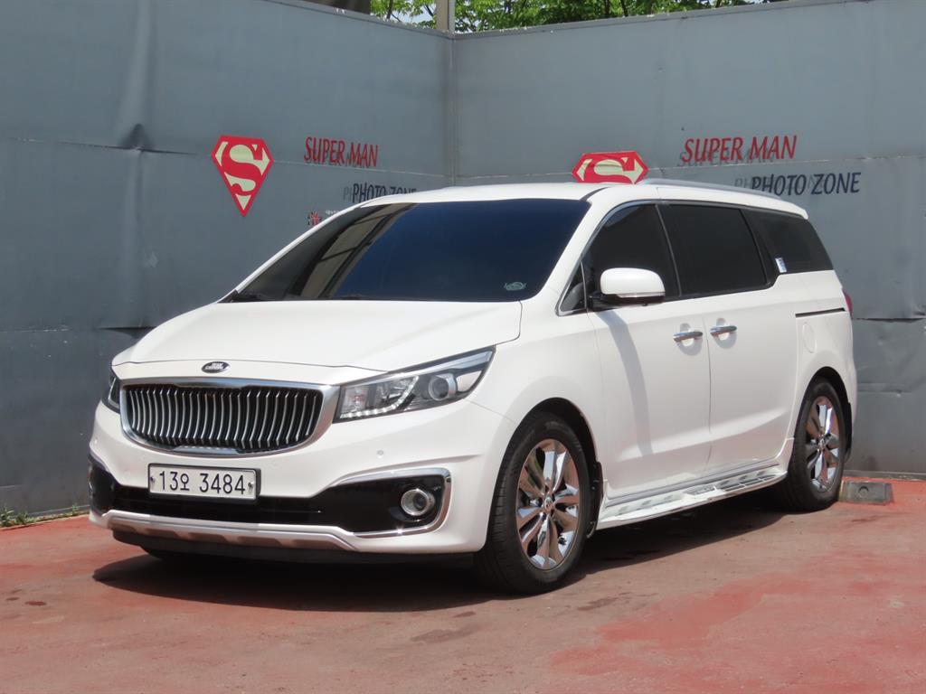KIA Carnival