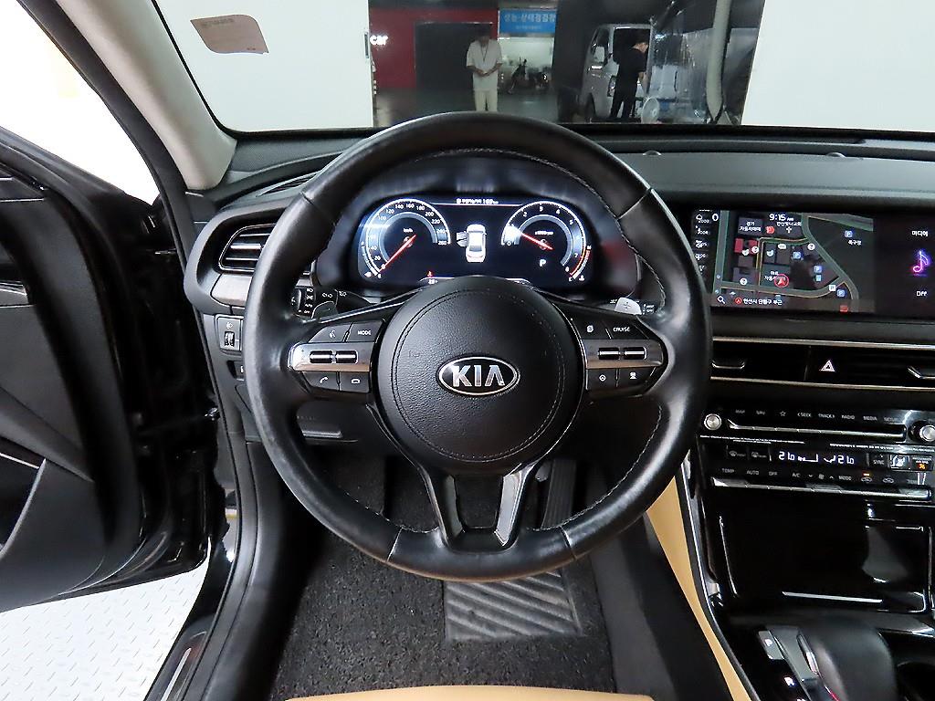 KIA K7 - Vista 9