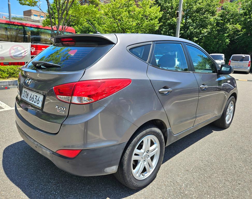 HYUNDAI Tucson - Vista 4