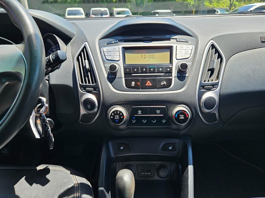 HYUNDAI Tucson - Vista 10