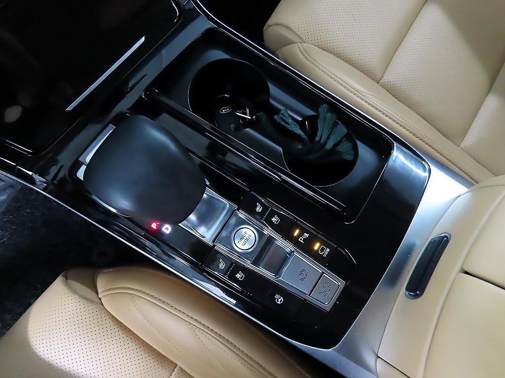 KIA K7 - Vista 10