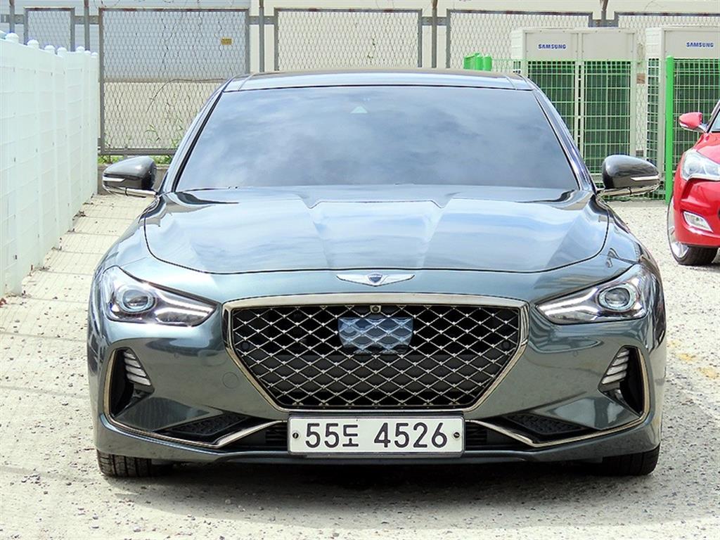 Genesis G70