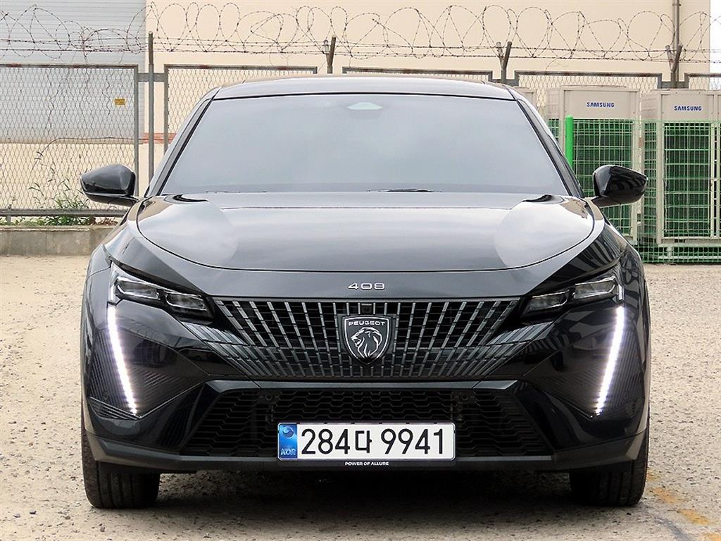Peugeot 408