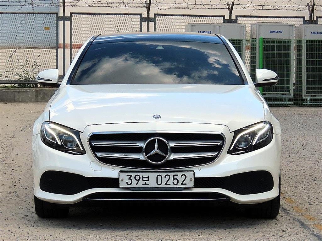 Mercedes Benz E class