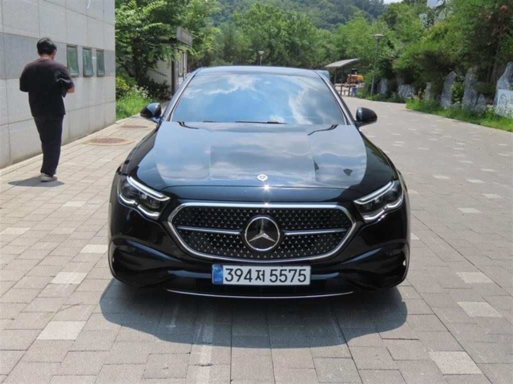Mercedes Benz E class