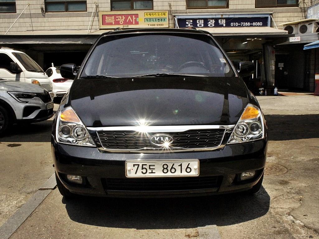 KIA Carnival 2009