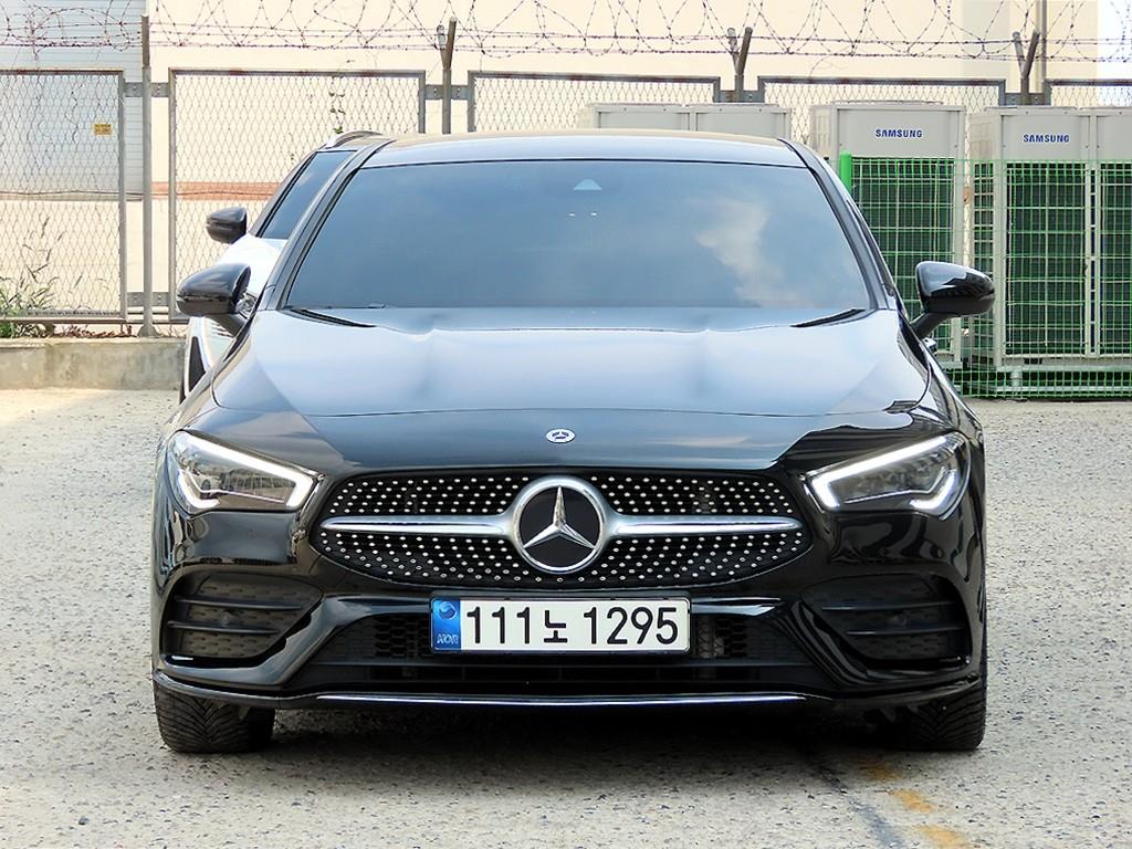 Mercedes Benz CLA Class