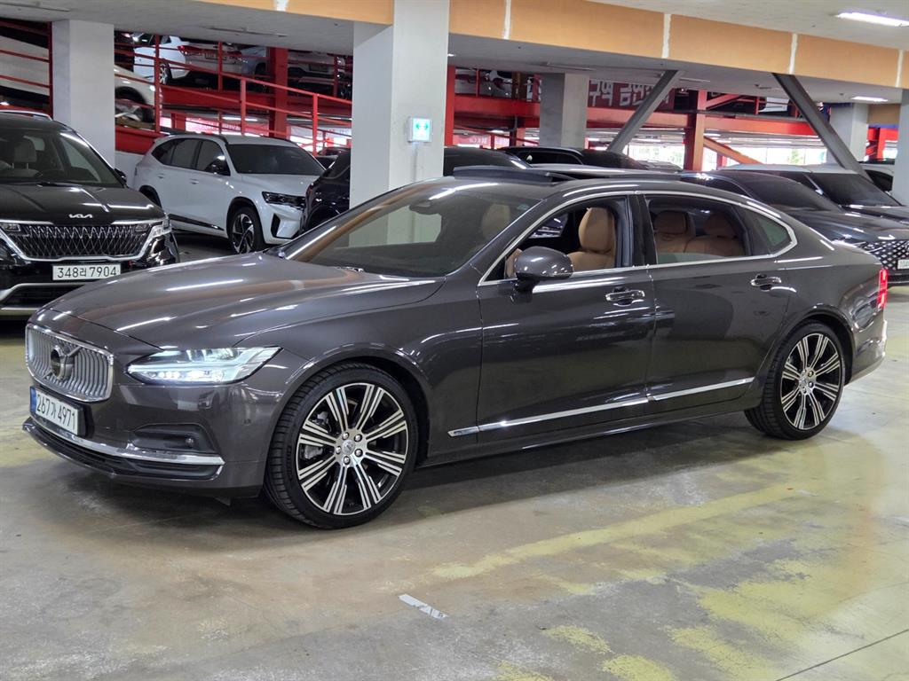 Volvo S90