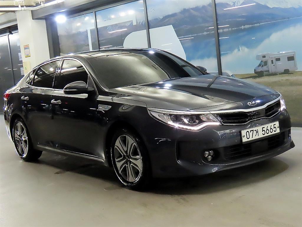KIA K5