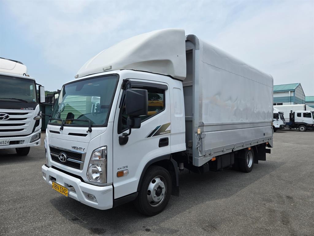 medium and large cargo Cargo