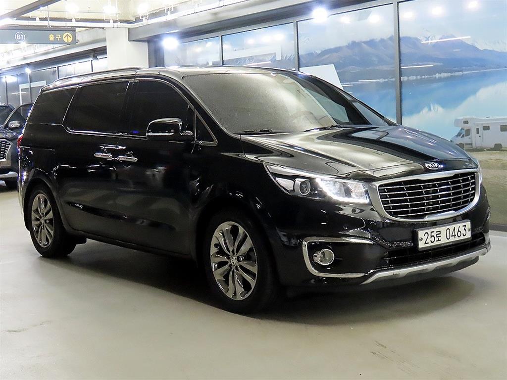 KIA Carnival