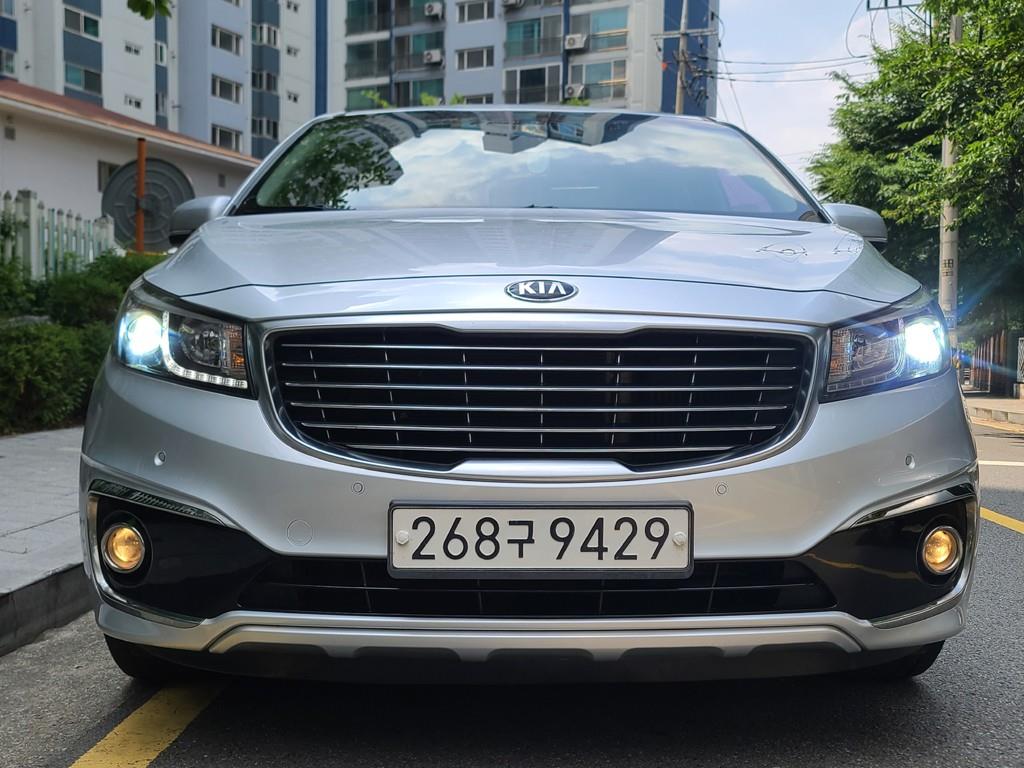 KIA Carnival 2016