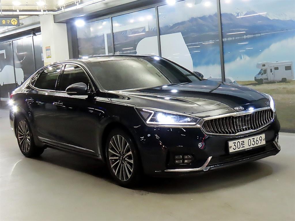 KIA K7