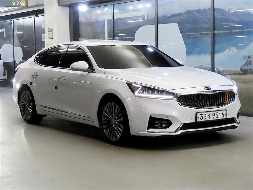 KIA K7