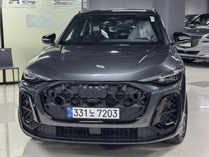 [아우디]Q5 (80A) 40 TDI 콰트로 S-라인 블랙 에디션