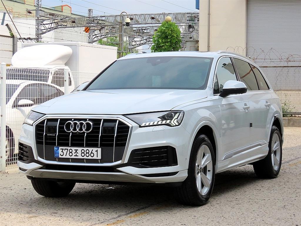 Audi Q7 2021 — Zona Franca Iquique