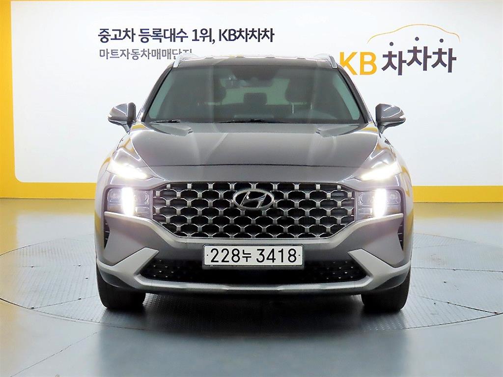HYUNDAI Santa Fe 2022 — Zona Franca Iquique