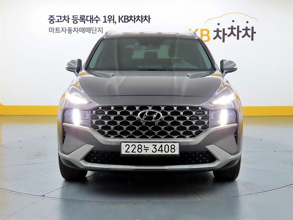 HYUNDAI Santa Fe 2022 — Zona Franca Iquique