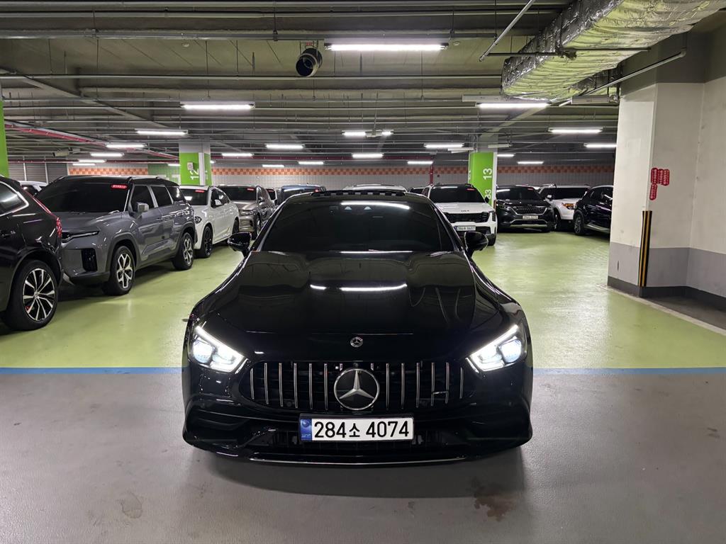 Mercedes Benz AMG GT 4-door 43 4MATIC+
