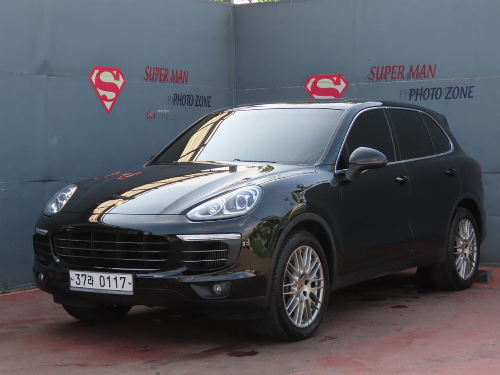 Porsche Cayenne 2015 — Zona Franca Iquique