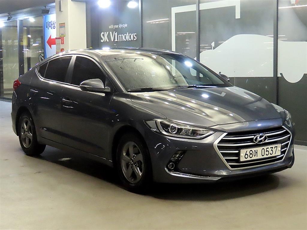 HYUNDAI Avante