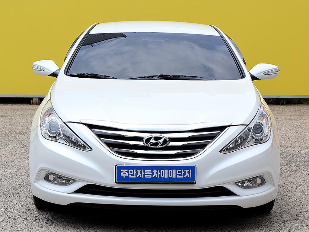 HYUNDAI Sonata Y20 Prime black