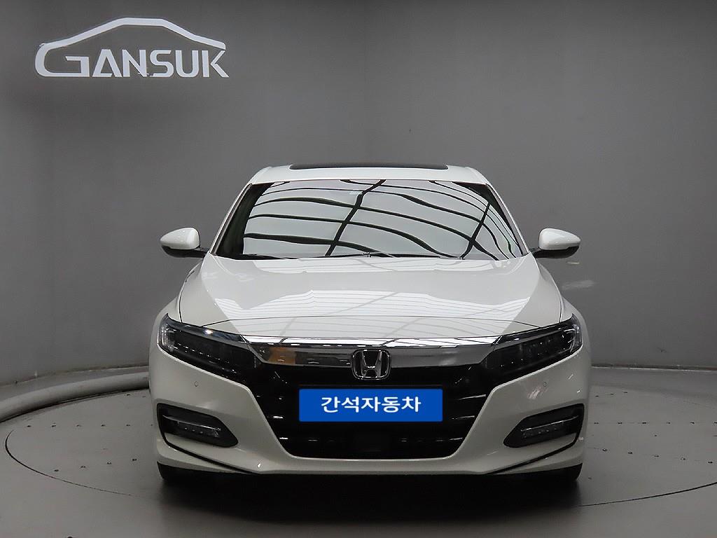 Honda Accord (10th Generation) 2.0 Hybr