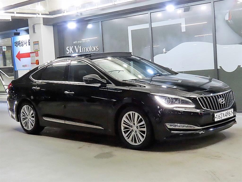 HYUNDAI Aslan