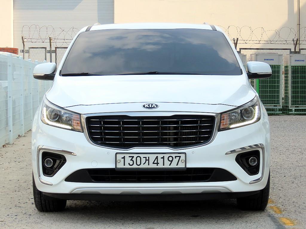 KIA Carnival 2019 — Zona Franca Iquique