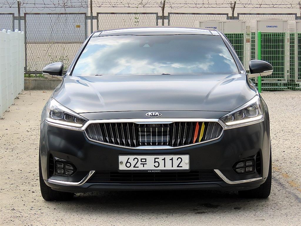 KIA K7