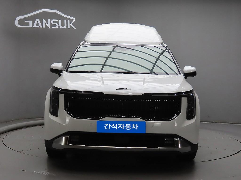 KIA Carnival 2025 — Zona Franca Iquique