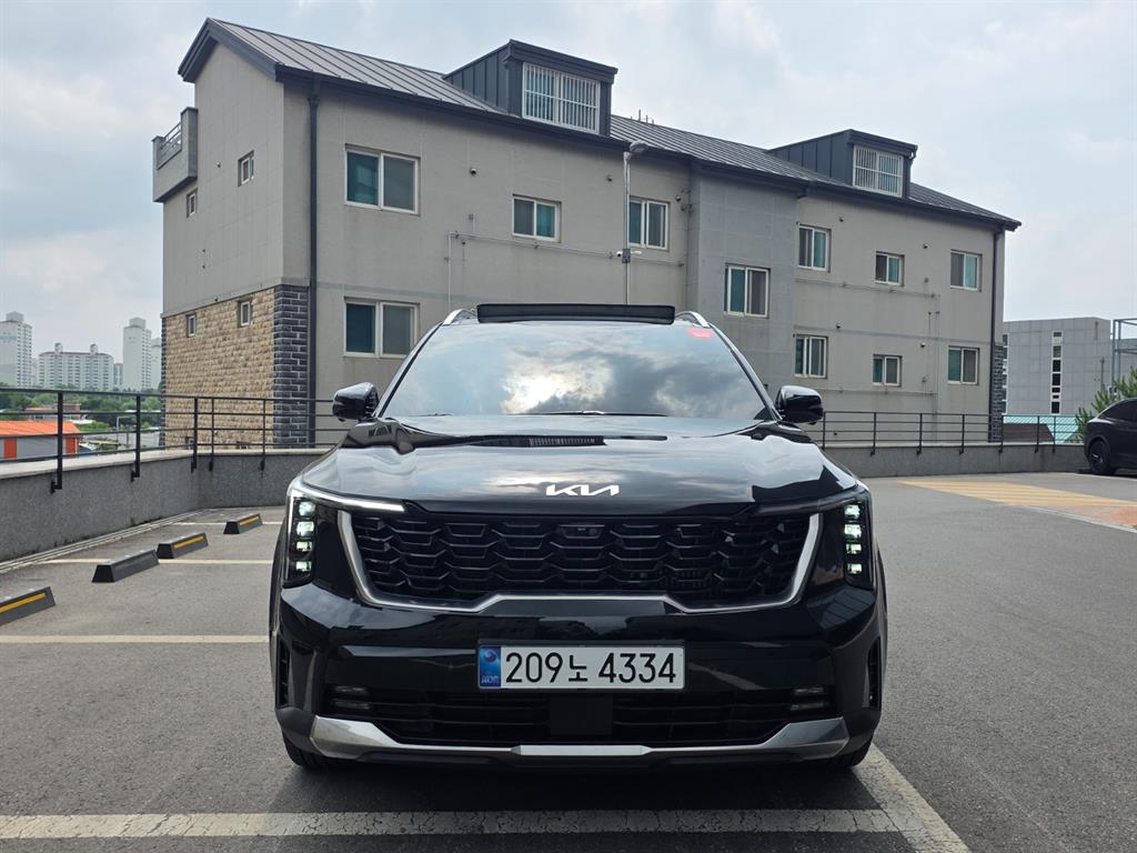 KIA Sorento 2025 — Zona Franca Iquique
