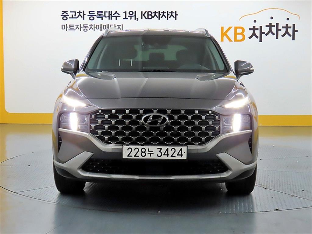 HYUNDAI Santa Fe 2022 — Zona Franca Iquique