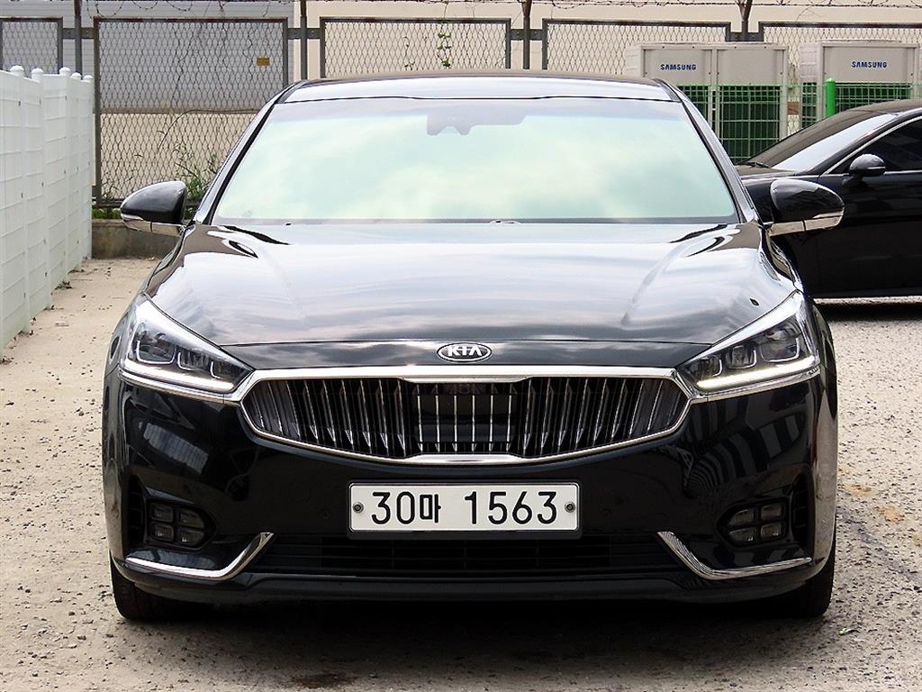 KIA K7