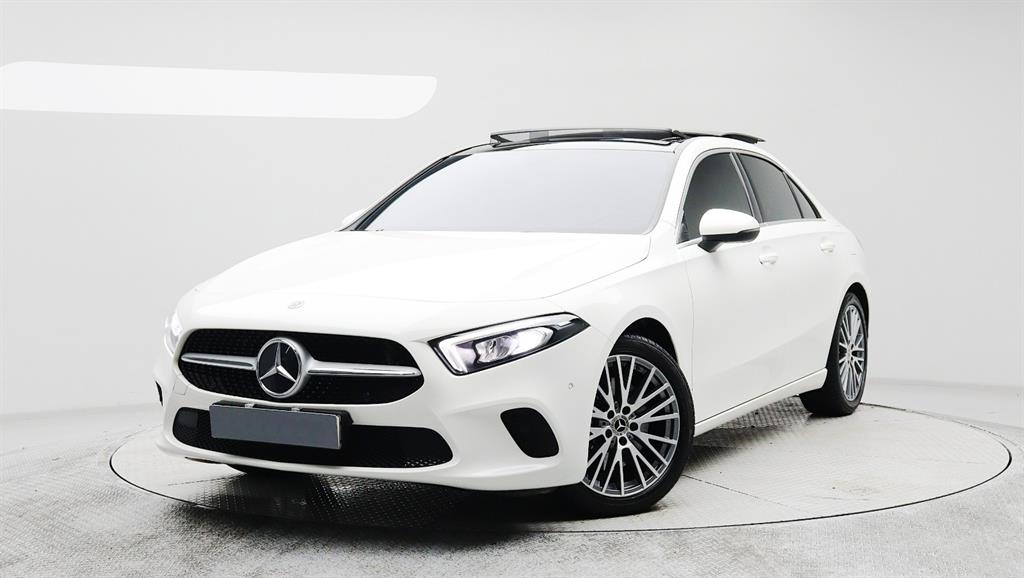 Mercedes Benz A Class W177 A250 4MATIC