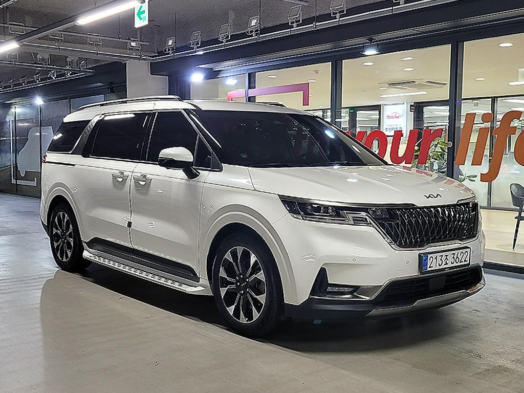 KIA Carnival 2022 — Zona Franca Iquique