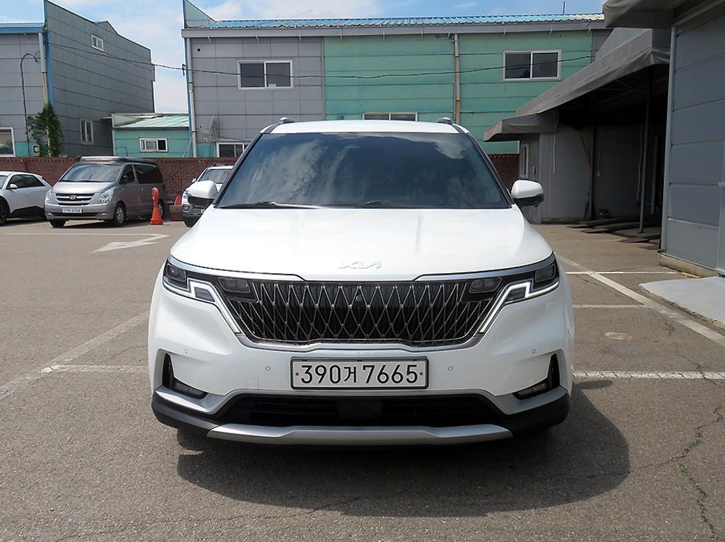 KIA Carnival 2023 — Zona Franca Iquique