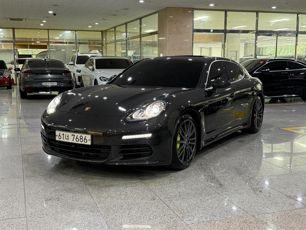 Porsche Panamera 3.0S