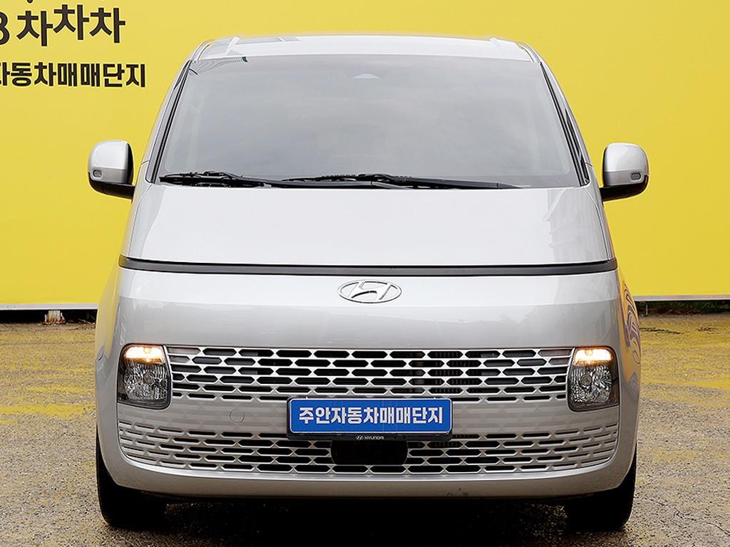 HYUNDAI Staria 2022 — Zona Franca Iquique