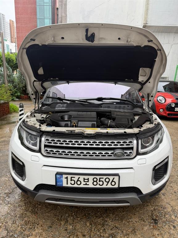 Land Rover Range Rover Bike 2015 — Zona Franca Iquique