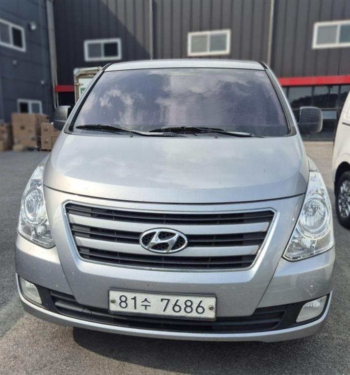 HYUNDAI Starex 2016 — Zona Franca Iquique