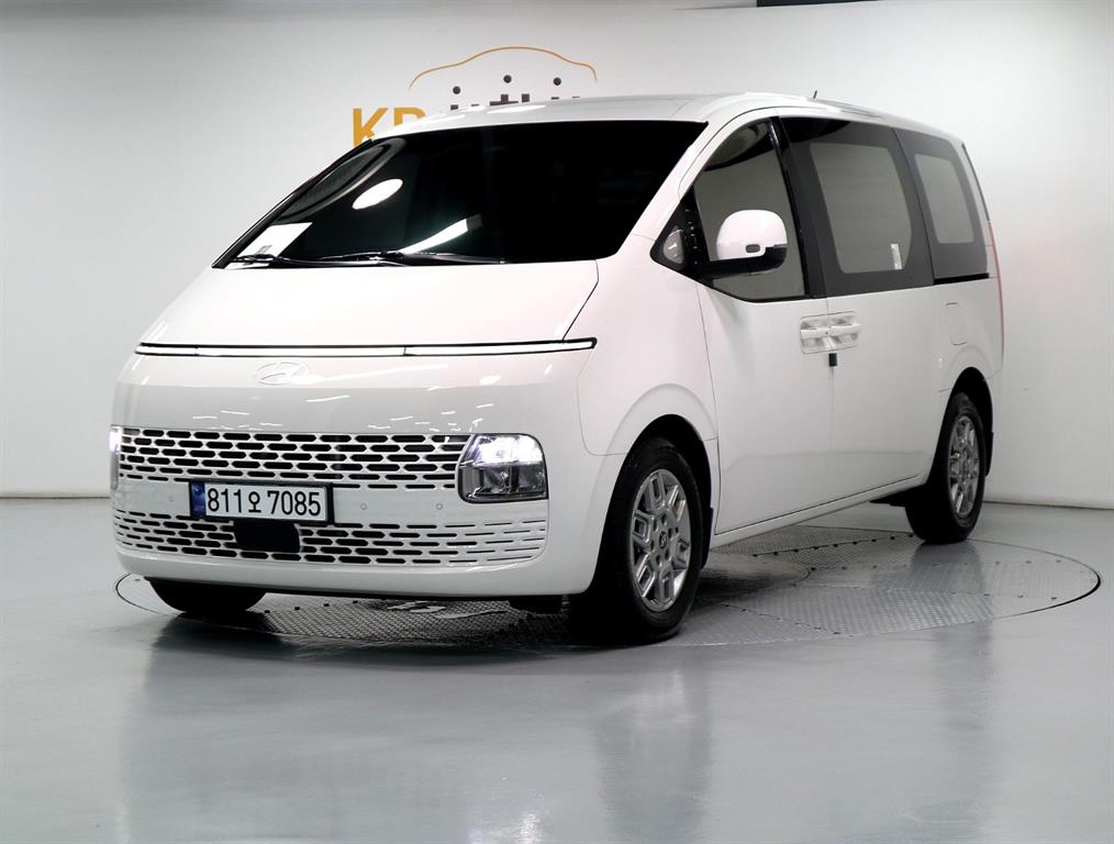 HYUNDAI Staria 2025 — Zona Franca Iquique