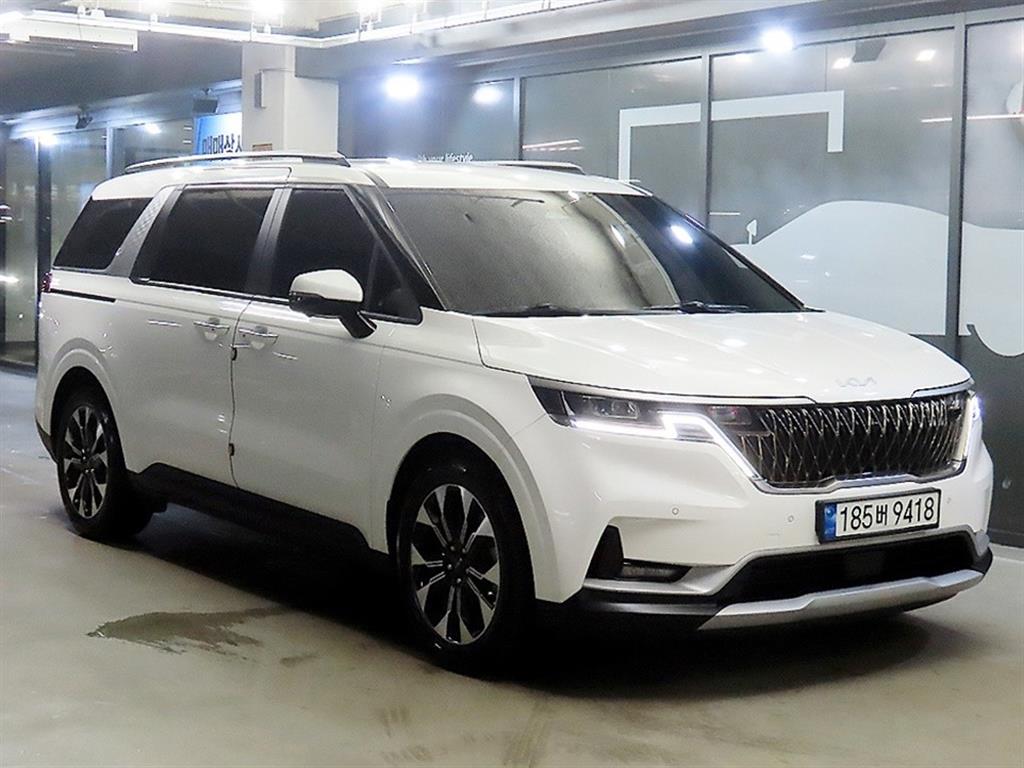 KIA Carnival 2022 — Zona Franca Iquique