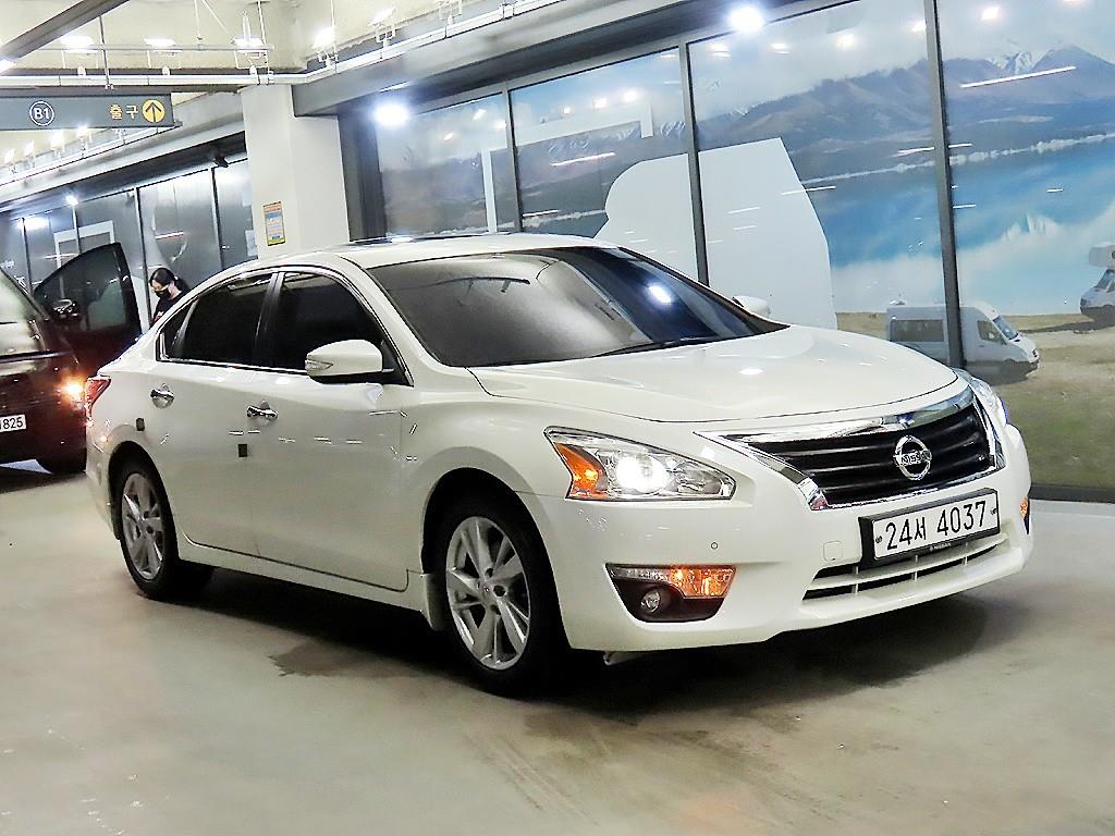 Nissan Altima