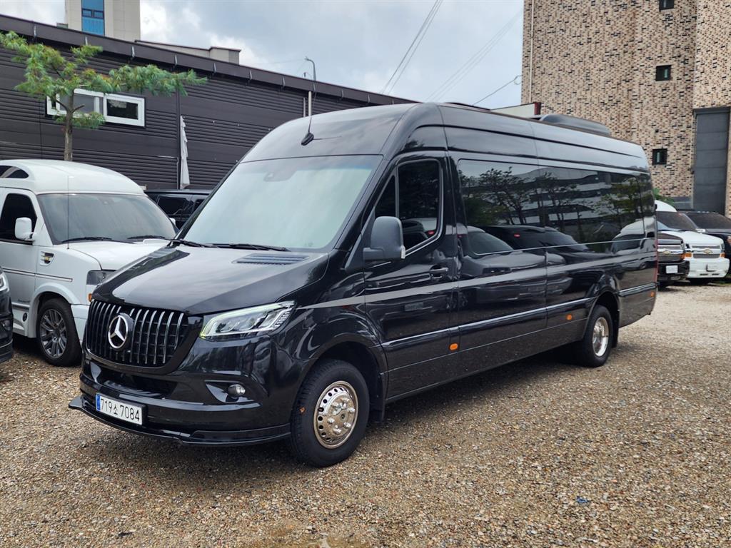 Mercedes Benz Sprinter
