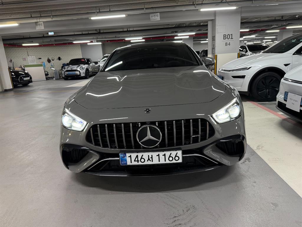 Mercedes Benz AMG GT