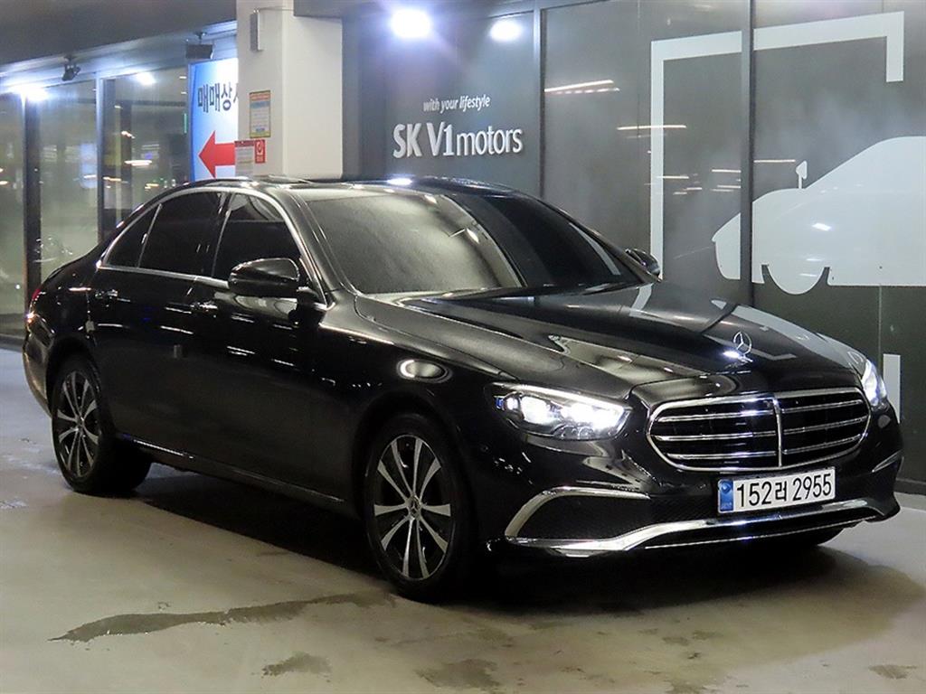 Mercedes Benz E class 2021 — Zona Franca Iquique